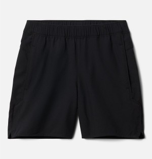 Black Kids' Columbia Hike Shorts | WCMTJ-1842