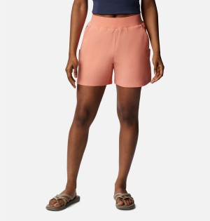 Coral Women's Columbia Leslie Falls Shorts | YPQIF-0164