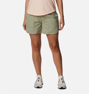 Green Women's Columbia Boundless Trek Shorts | HXAOU-4158