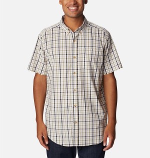 Khaki Men's Columbia Rapid Rivers II Short Sleeve Shirt | RHUVY-7895