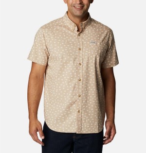 Khaki Men's Columbia Rapid Rivers Printed Short Sleeve Shirt | FLBKN-4209