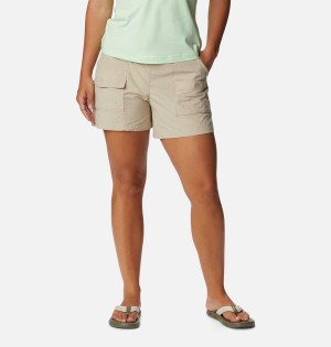 Khaki Women's Columbia Summerdry Cargo Shorts | RWMIA-7146