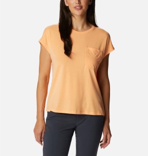 Orange Women's Columbia Boundless Trek T-Shirt | NHOQS-5709