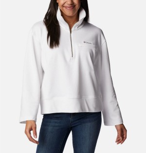 White Women's Columbia Lodge French Terry Pullover | UPVOM-0876