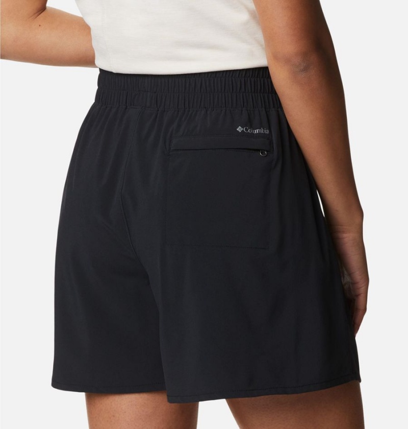 Black Women's Columbia Boundless Beauty Shorts | OZGHK-0168