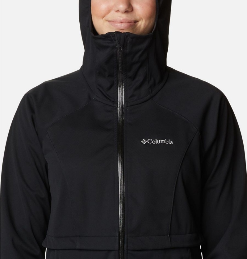 Black Women's Columbia Canyon Meadows Softshell Jackets | JYZQL-3860