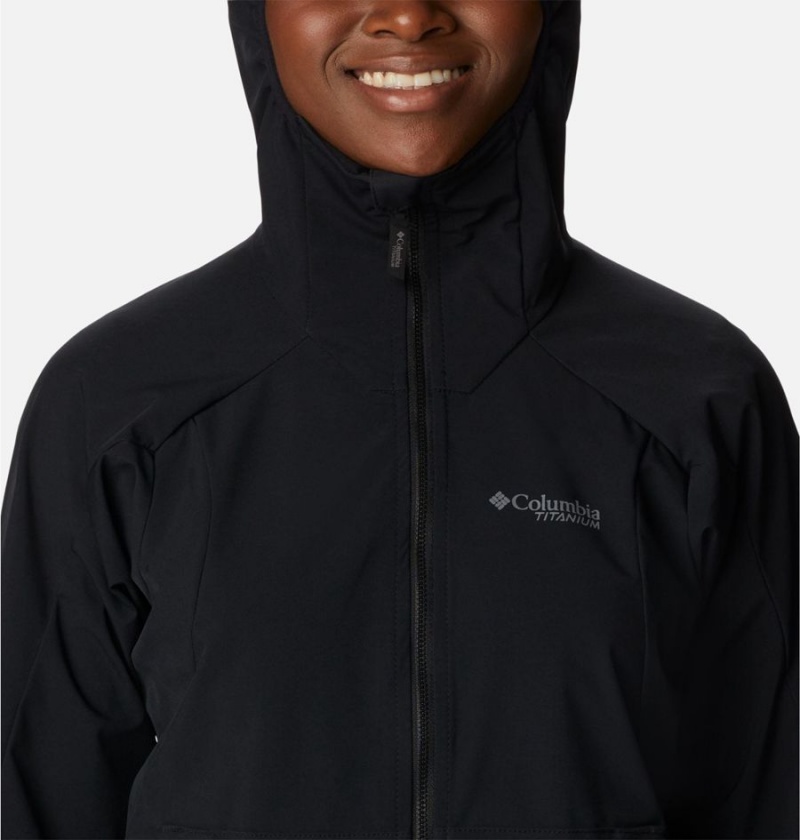 Black Women's Columbia Platinum Peak Softshell Jackets | GYWPM-8320