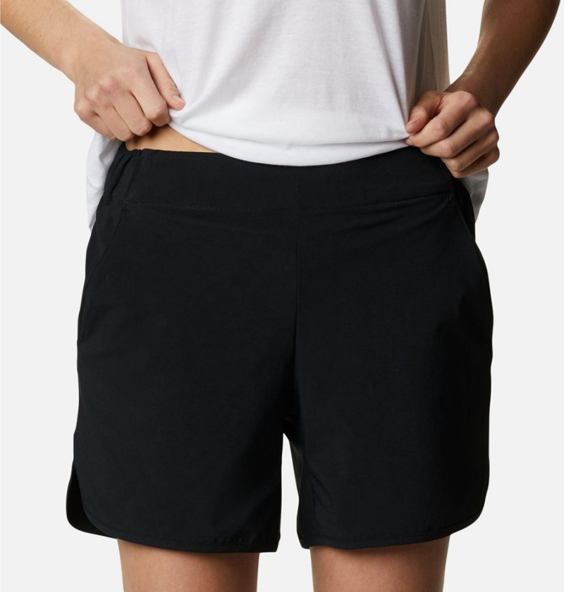 Black Women's Columbia Pleasant Creek Stretch Shorts | COHZU-4532