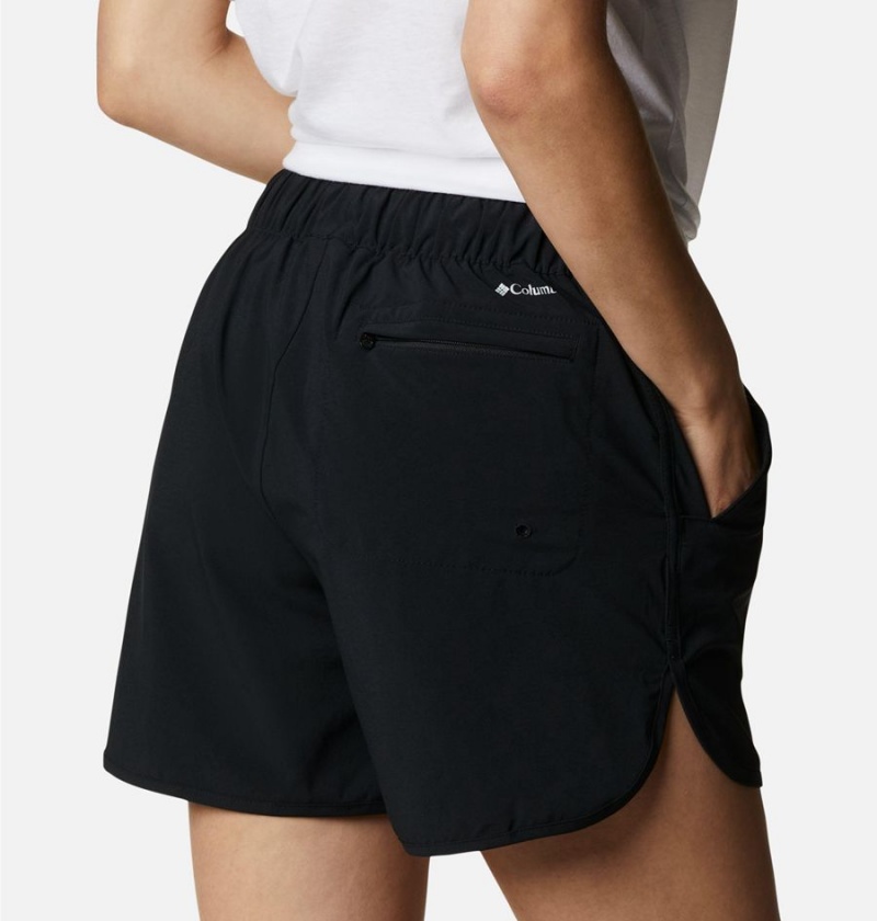 Black Women's Columbia Pleasant Creek Stretch Shorts | COHZU-4532