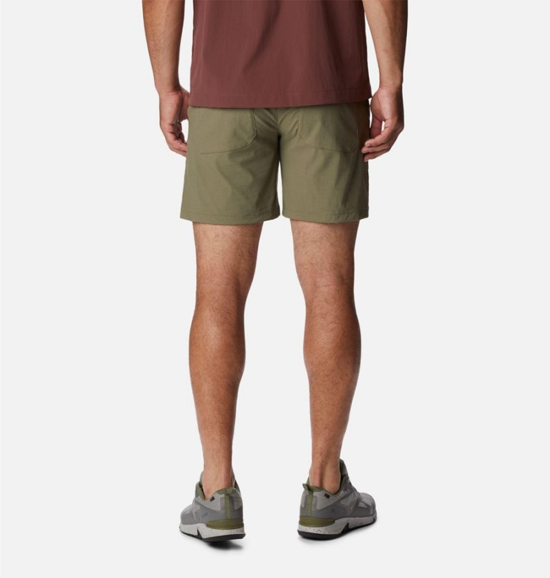 Green Men's Columbia Canyon Gate Utility Shorts | DWIEM-6847