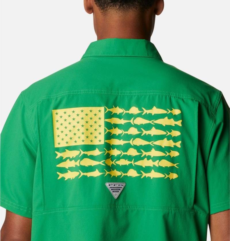 Green Men's Columbia Collegiate PFG Slack Tide Camp - Oregon Shirt | UXVRS-3917