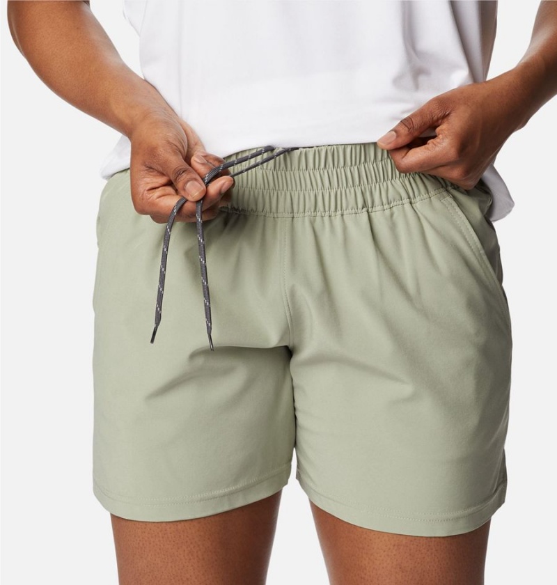 Green Women's Columbia Alpine Chill Zero Shorts | HIVBS-7258