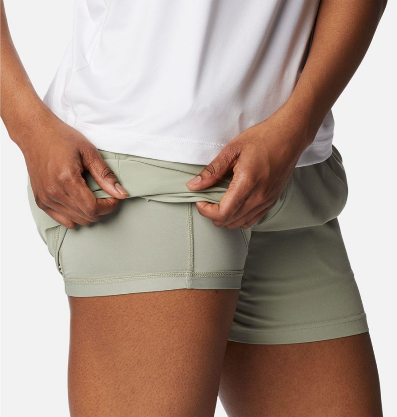 Green Women's Columbia Alpine Chill Zero Shorts | HIVBS-7258