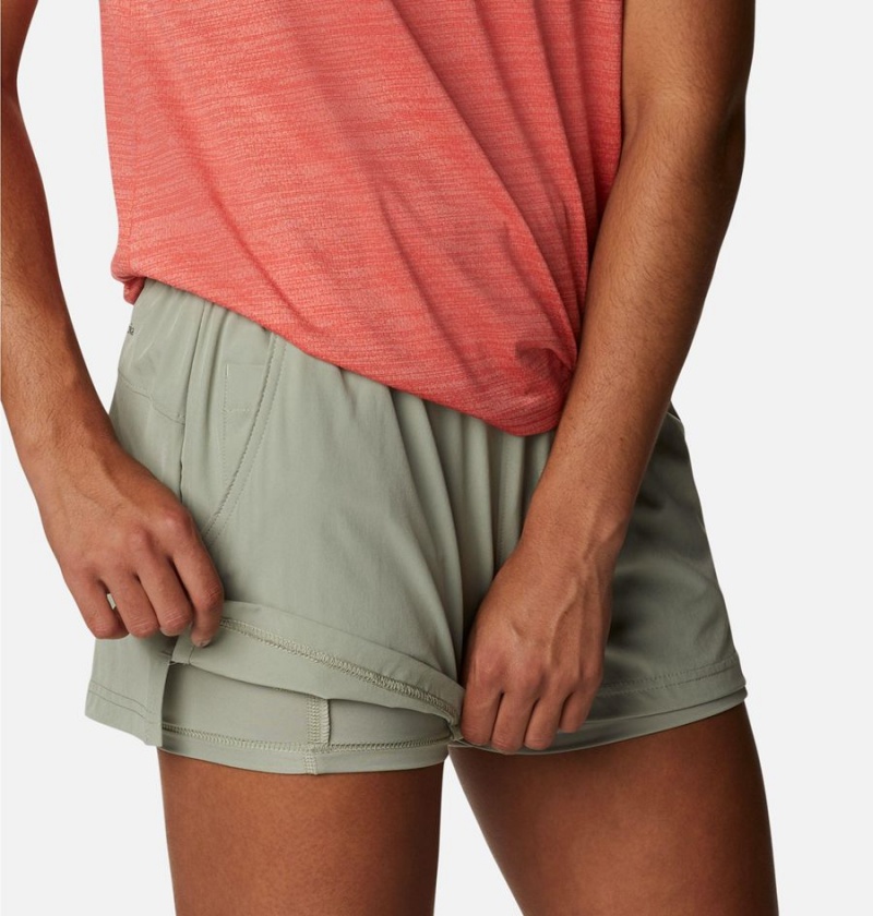 Green Women's Columbia Alpine Chill Zero Shorts | HIVBS-7258