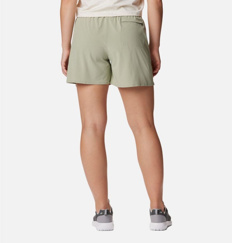 Green Women's Columbia Boundless Beauty Shorts | YRSKZ-9045