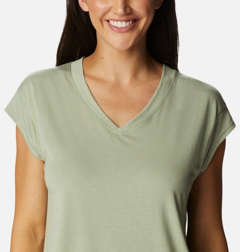 Green Women's Columbia Boundless Beauty T-Shirt | WJERO-1784