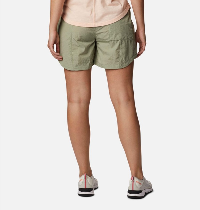 Green Women's Columbia Boundless Trek Shorts | HXAOU-4158