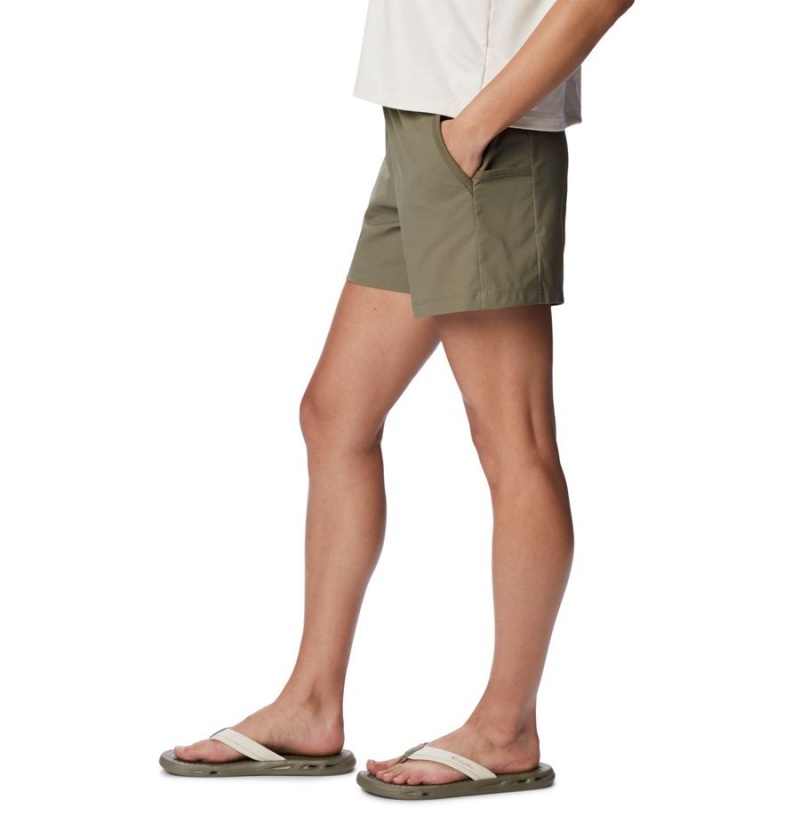 Green Women's Columbia Leslie Falls Shorts | UQXSJ-9861