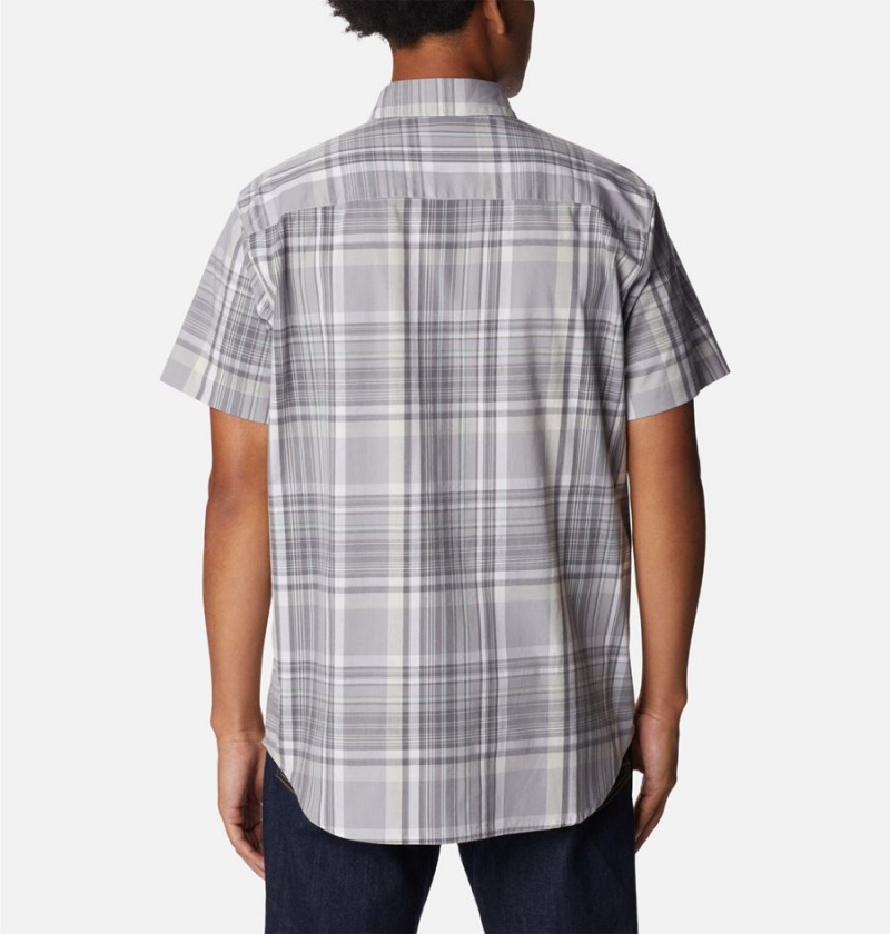 Grey Men's Columbia Rapid Rivers II Short Sleeve Shirt | VGKUL-4289