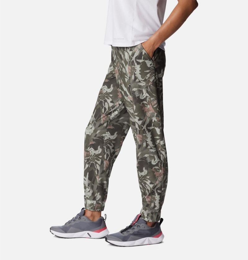 Grey Women's Columbia Pleasant Creek Joggers Pants | RVYWG-7569