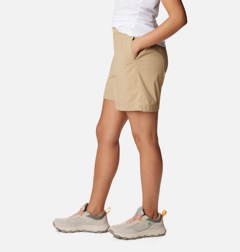 Khaki Women's Columbia Magnolia Springs Pull On Shorts | CHWAJ-8630