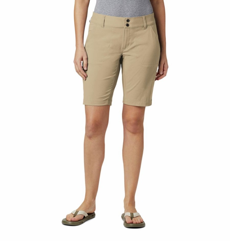 Khaki Women\'s Columbia Saturday Trail Long Shorts | CLXNA-4016