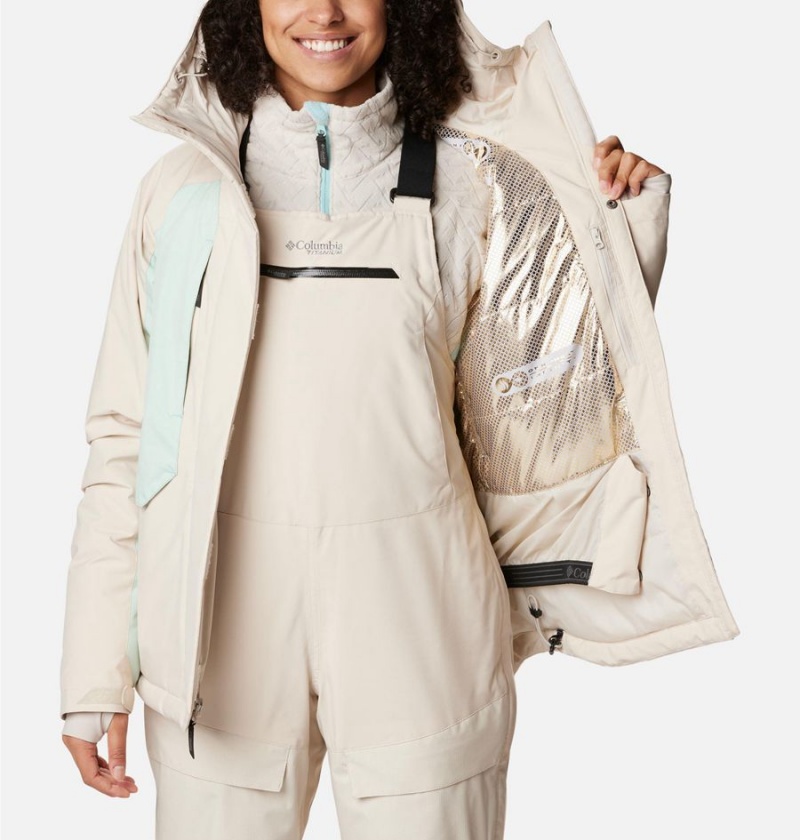 White Women's Columbia Highland Summit Ski Jacket | QICHF-3684