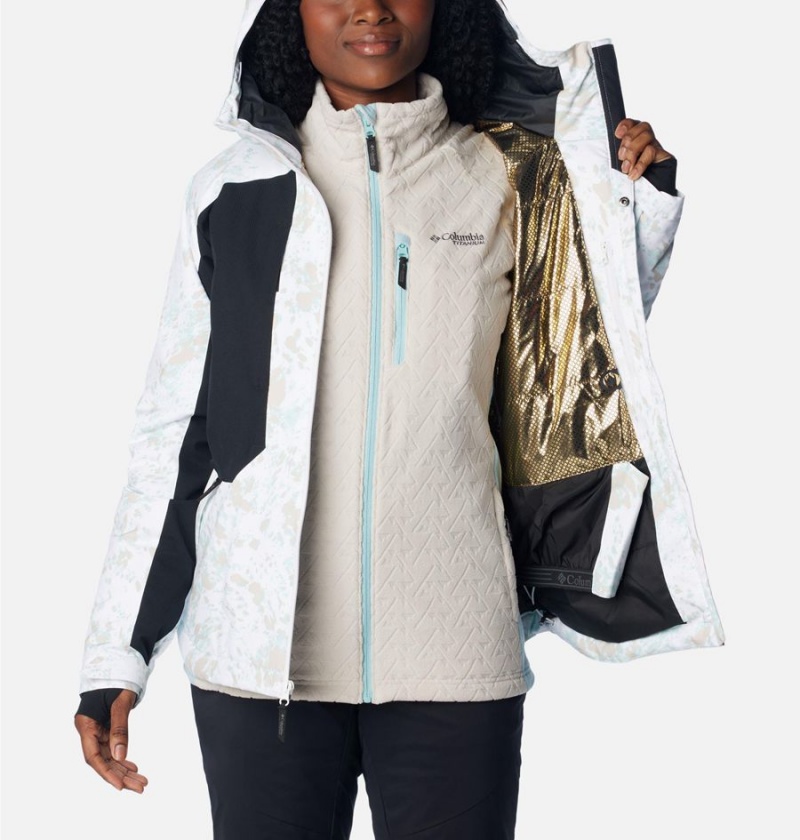 White Women's Columbia Highland Summit Ski Jacket | WBXDU-7516