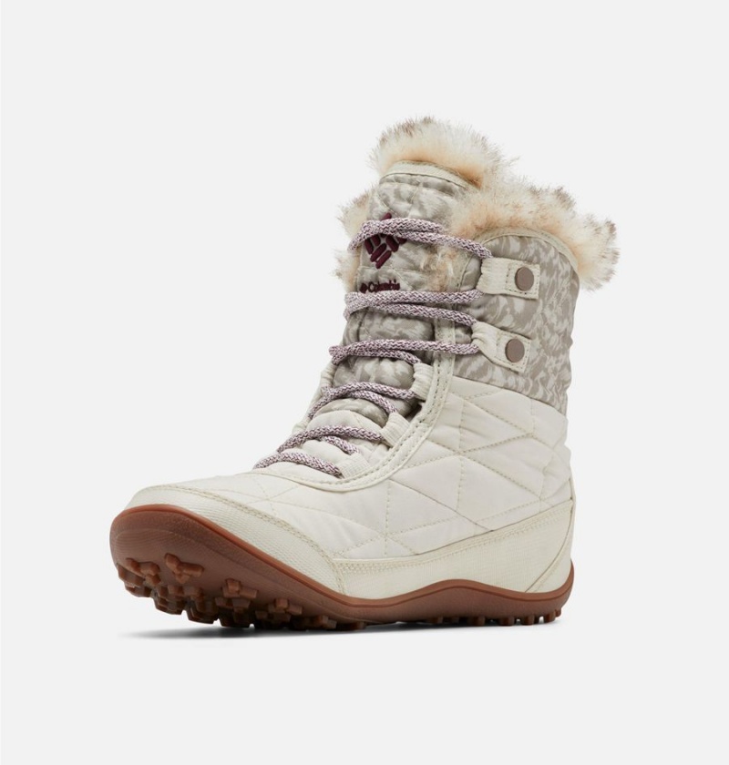 White Women's Columbia Minx Shorty III Boots | ERPBY-1862