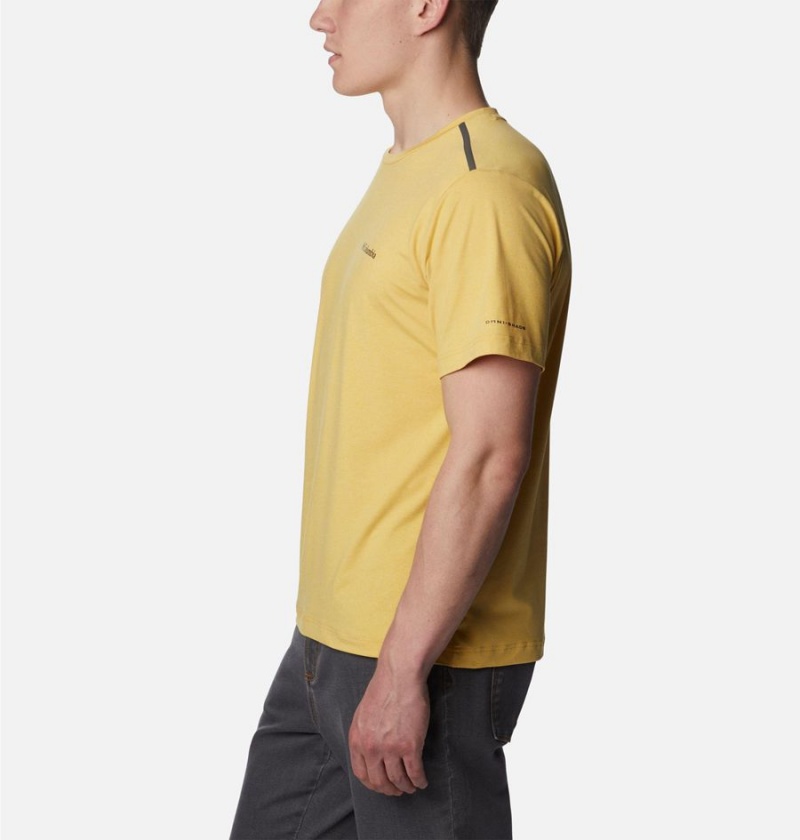 Yellow Men's Columbia Tech Trail Crew Neck T-Shirt | VZKTW-1902