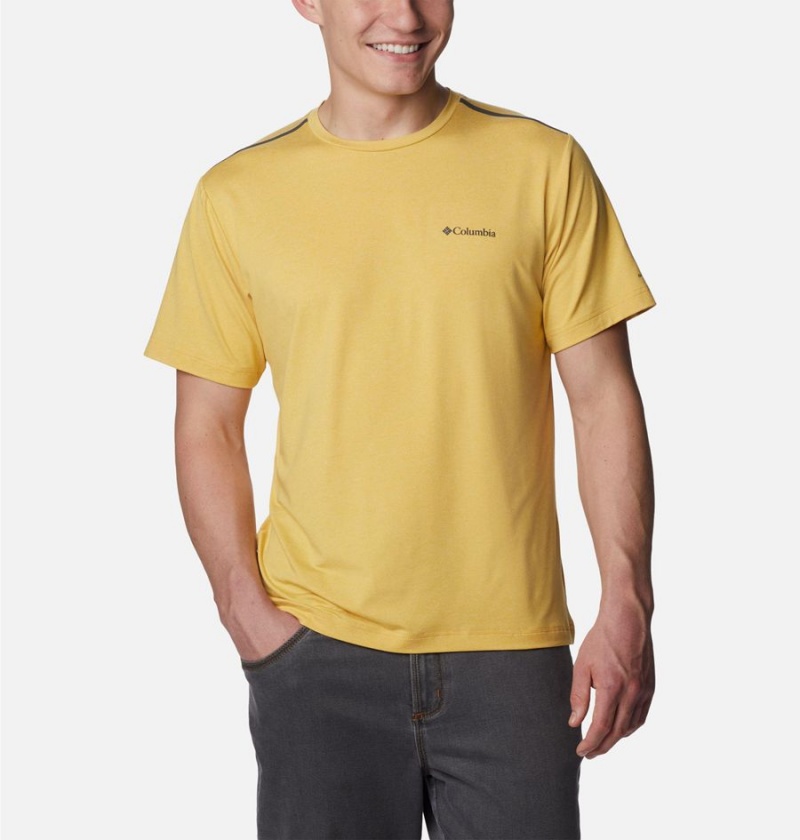 Yellow Men's Columbia Tech Trail Crew Neck T-Shirt | VZKTW-1902